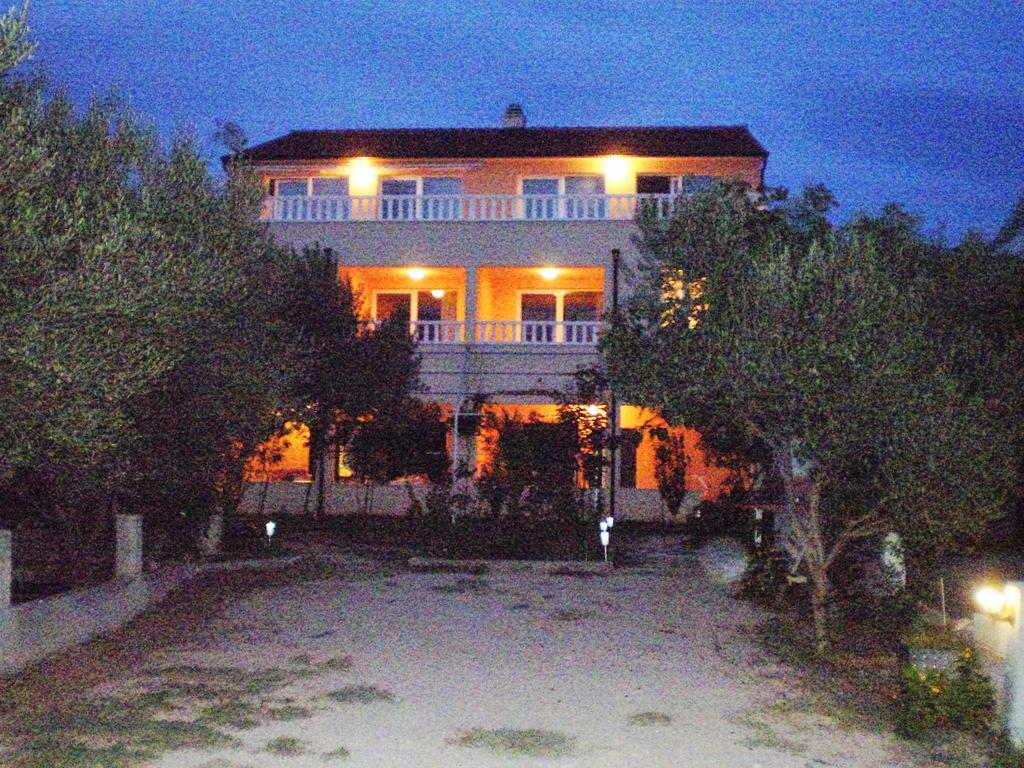 Apartments Tare, Free Parking Водице Номер фото